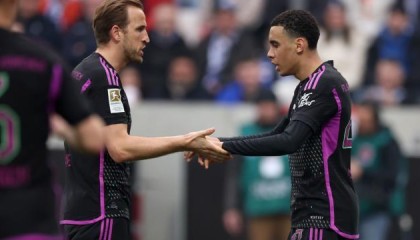 拜仁3连大胜可喜，纸糊后防被鱼腩捅穿让枪手偷笑