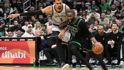 法甲直播-记者：绿军缺普理查德&amp;布朗被驱逐 面对有文班的马刺确实赢不了