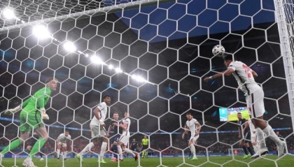 NBA直播-【观察】欧洲杯爱攻才会赢！“勇敢的心”助意荷比圈粉