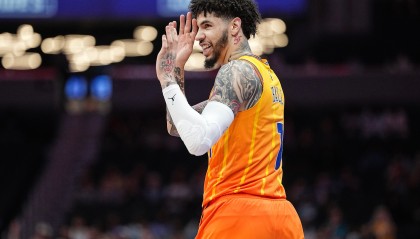 CBA直播-NBA彩经：湖人拿下太阳 火箭击退森林狼 抢八之争开拓者胜快船