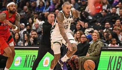 又要被卖？“湖人废太子”1态度9年不改 31岁已混吃等死|雄鹿|库兹马|奇才|扬尼斯-阿德托昆博|密尔沃基雄鹿队_新浪体育_新浪新闻